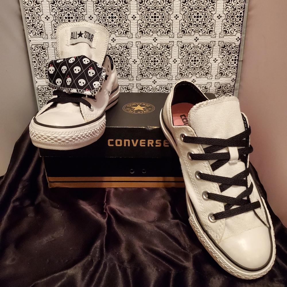 CONVERSE~Chuck Taylor Double Tongue OX w/Skulls
